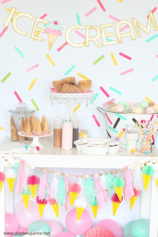 Simple Summer Ice Cream Social from Giggles Galore